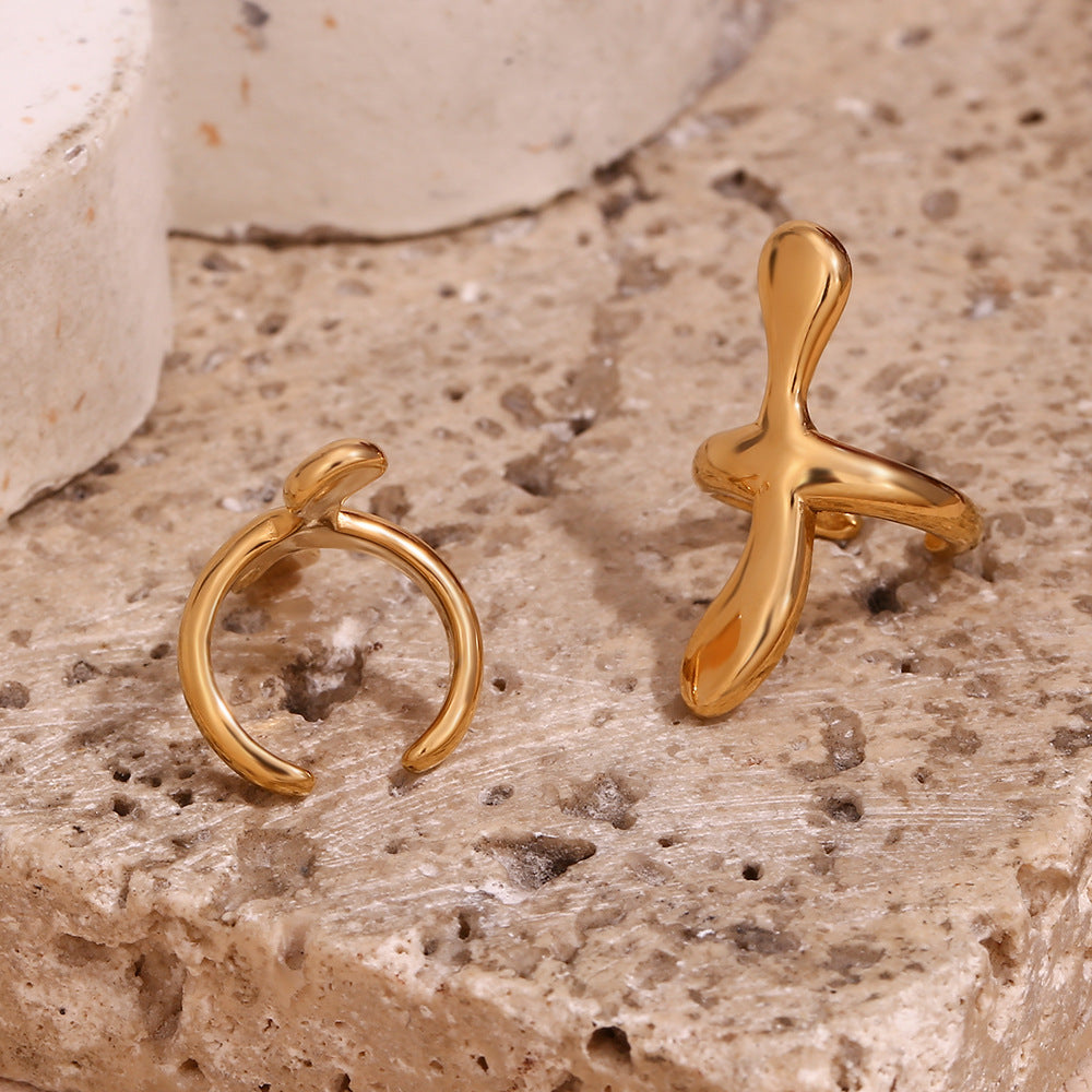 Lava ear cuff