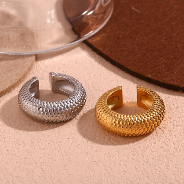 Chunky stainless steal ear cuff