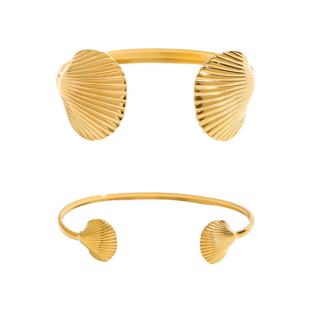 Shell Sumer Bangle
